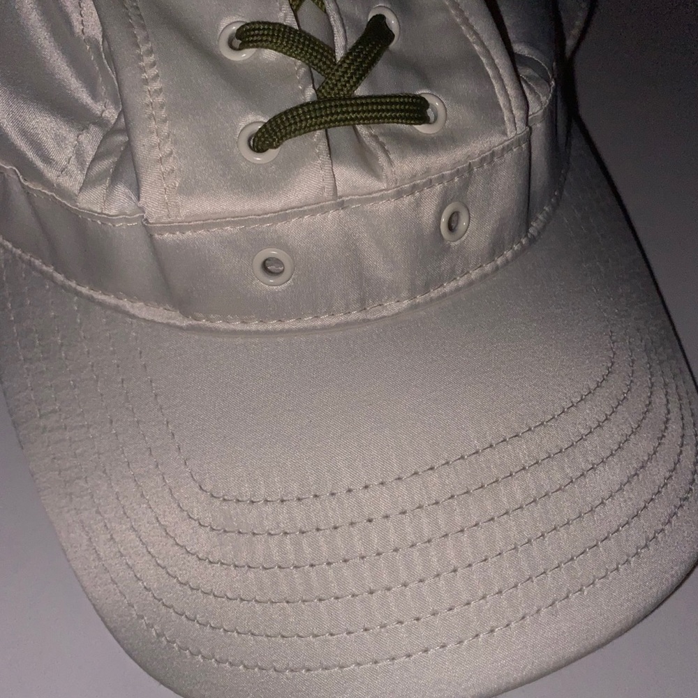 Fenty x Puma hat - Picture 3 of 6